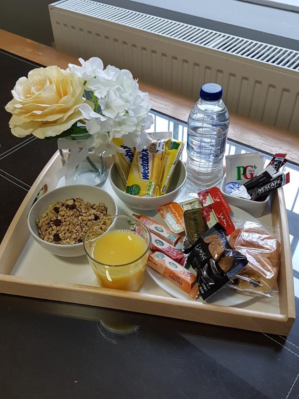 The Spring Bank Aparthotel Preston  Ngoại thất bức ảnh